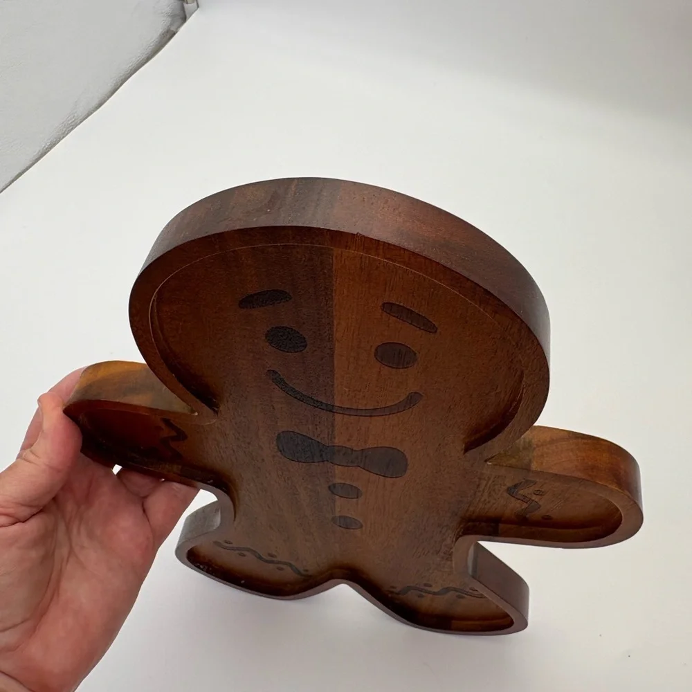 Wooden Gingerbread Man Cutting Board
